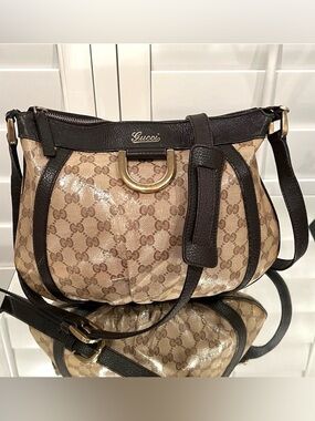 Authentic Gucci  GG Canvas D-Ring Shoulder Bag Brown Y2K
Vintage Gucci